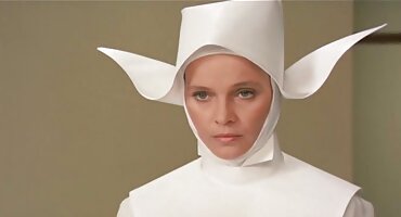 శృంగారమైన ఎమిల్ ఎమిలిస్ నుండి తెలుగు సినిమా హీరోయిన్ సెక్స్ వీడియో సెక్స్ తో ఇసియా మేల్