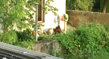 అతను క్రిస్మస్ సమయంలో లూనా స్టార్తో తెలుగు వీడియో సెక్స్ తన భార్యను మోసం చేస్తాడు.