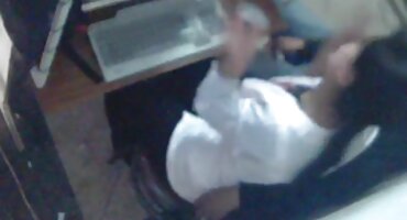 ప్రియుడితో తెలుగు తెలుగు వీడియో సెక్స్ కలిసి ఒంటిపై నూలుపోగు పెట్టింది.