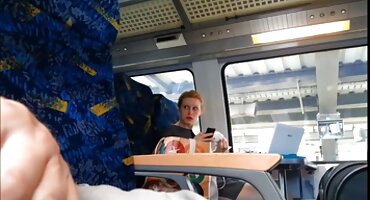 ఒక స్నేహితుడితో లైంగిక సంబంధాన్ని తెలుగు సెక్స్ వీడియో సాంగ్ కోరుకుంటాడు.