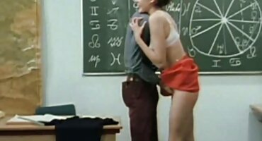 సెక్యూరిటీ తెలుగు సెక్స్ వీడియో రికార్డింగ్ డాన్స్ గార్డ్ స్వేచ్ఛకు బదులుగా సెక్స్ అందిస్తుంది.