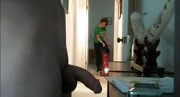 పీటర్ గ్రీన్ ఒక కలను కలిగి ఉన్నాడు, దీనిలో అతను క్రిస్మస్ తెలుగు సెక్సీ వీడియో సమయంలో ఇద్దరు స్నేహితులను ఫక్ చేస్తాడు.