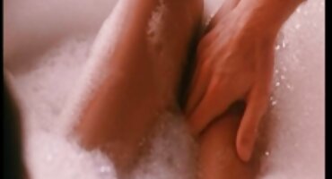 అనసూయ ఒంటిపై నూలుపోగు ఉంది. సెక్స్ వీడియో తెలుగు మూవీ