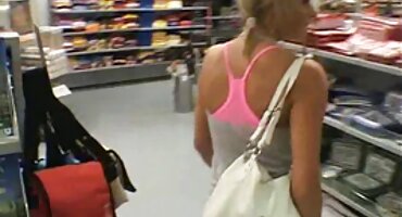 దానం సమూహాలు కోసం కాక్ తెలుగు సెక్స్ వీడియో కాల్ కుడుచు.