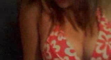 ఆమె తన ప్రియుడితో నల్లజాతీయుడితో సెక్స్ సెక్స్ తెలుగు వీడియో చాట్ చేస్తుంది.