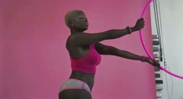 ఒక పెద్ద ఆత్మవిశ్వాసం కె రాక్ యొక్క గర్భాశయం సెక్స్ ఆడియో వీడియో తెలుగు మీద ఉంది