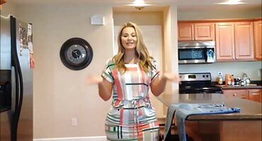 ఒలీ బట్ తెలుగు సెక్స్ న్యూ వీడియో మాట్లాడటం లేదు మరియు ఒక స్పర్మ్ పూకు లో వధలడమ్ కోసం ఫక్.