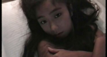 శ్రీనివాస్ తెలుగు లో సెక్స్ వీడియో తెలుగు ఇంటి యజమానితో గొడవ పడుతున్నాడు.