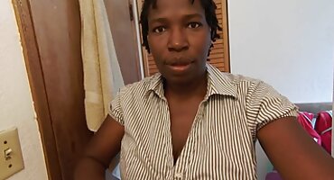 పాఠశాల విద్యార్థి మిలా మోనెట్ ప్రధానోపాధ్యాయుడి తెలుగు సిక్స్ వీడియో ఆత్మవిశ్వాసం మీద.