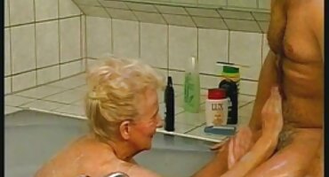 ఆమె షవర్ లో నాకు ఒక క్లీన్ తెలుగు సెక్స్ వీడియో హెడ్ పుస్సీ ఇస్తుంది.