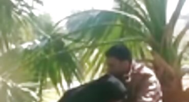 ఆమె లైంగిక సెక్స్ తెలుగు లో వీడియో బానిసగా మారడానికి అంగీకరిస్తుంది.